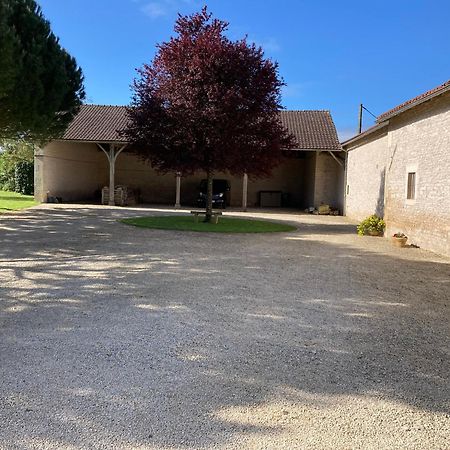 La Grange Acomodação com café da manhã Blanzay Exterior foto