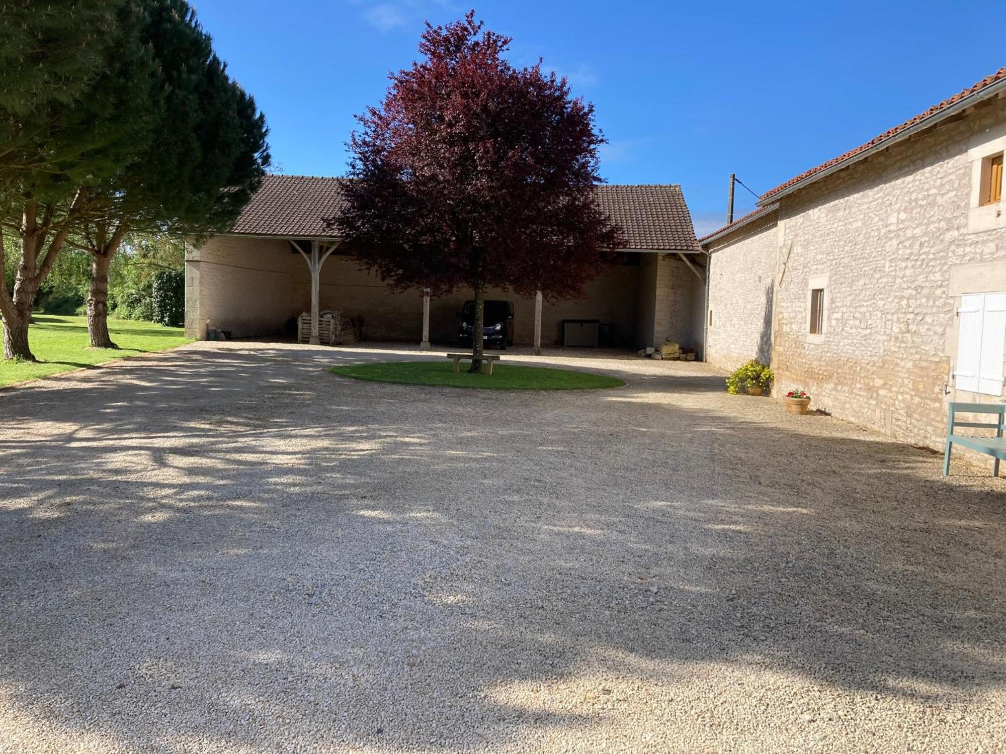 La Grange Acomodação com café da manhã Blanzay Exterior foto